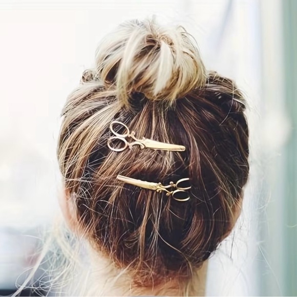 Gold Scissors Hair Clips Set of 2 - Picture 1 of 3